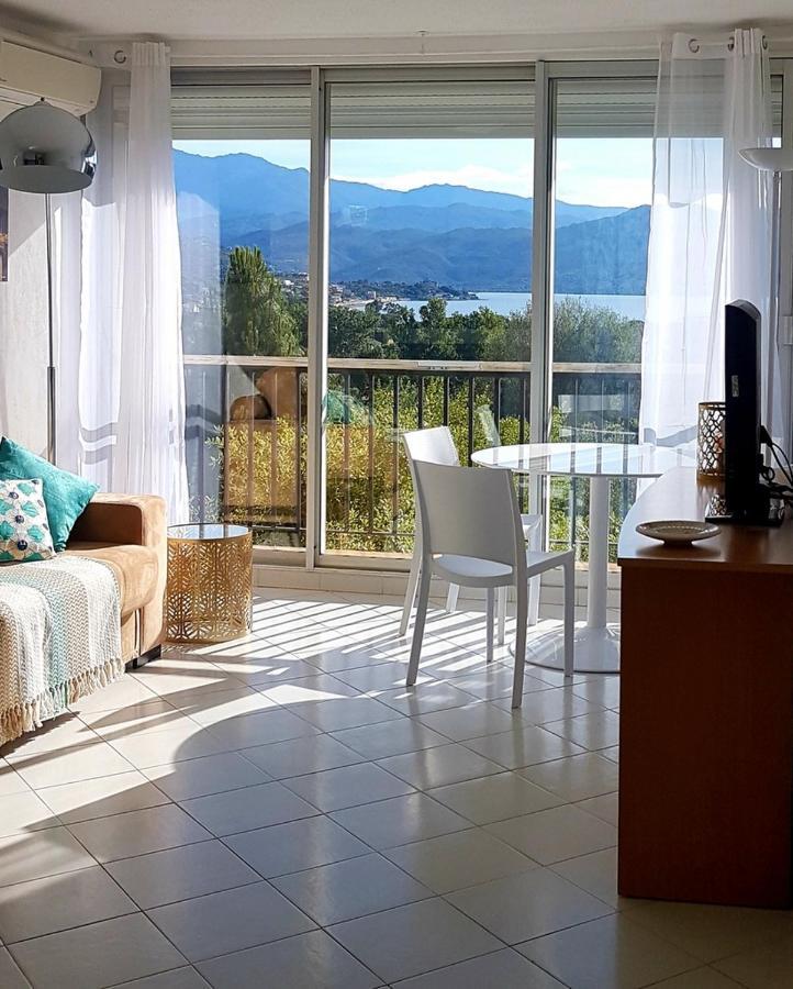 Saint-Florent, Agreable Studio Climatise, Vue Panoramique Sur Le Golfe Buitenkant foto